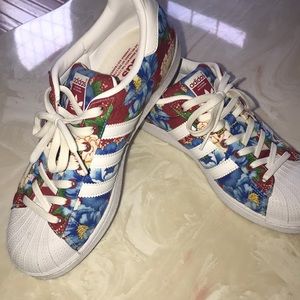 Adidas floral superstars